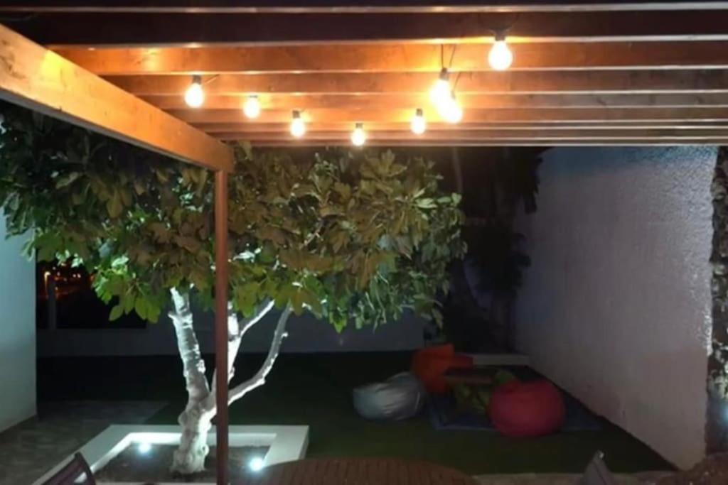 Gezellige Villa Met Prachtig Zicht En Zwembad Arona  Dış mekan fotoğraf